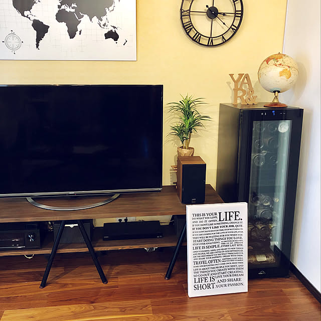 ファブリックパネル 男前インテリア インダストリアル 塩系インテリアデザイン 英語 英字 Home This Is Your Life ファブリックボード アートパネル ウォールアート 新居 引越のお祝い 新築祝いのプレゼントに 自作のレビュー クチコミとして参考になる投稿1枚