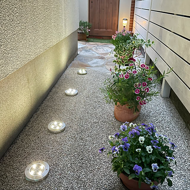 目隠しフェンス Diy用 樹脂フェンス 木目調 アルファウッド 外構フェンスセット W4000 H1800 ディーズガーデン 屋外 ラティス おしゃれ 庭 ガーデニン 人工木 送料無料のレビュー クチコミとして参考になる投稿172枚 Roomclip ルームクリップ