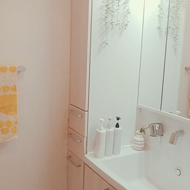 ニトリ 吸盤水切りコップスタンド Wh のレビュー 口コミとして参考になる投稿11枚 Roomclipショッピング
