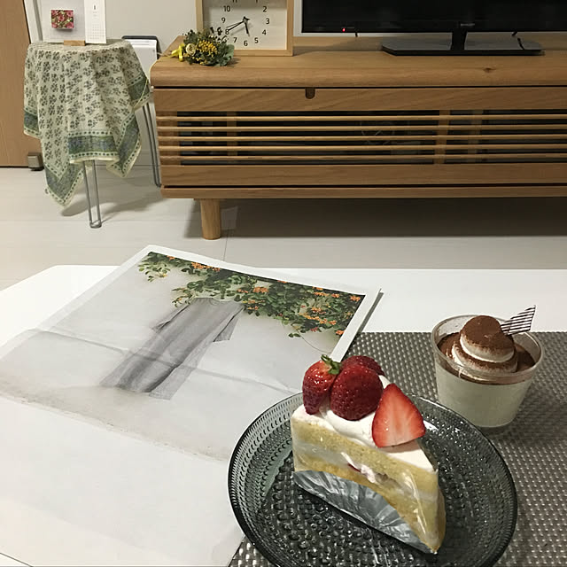 Iittala イッタラ Kastehelmi カステヘルミ プレート 17cm グレー お皿 皿のレビュー クチコミとして参考になる投稿1枚 Roomclip ルームクリップ