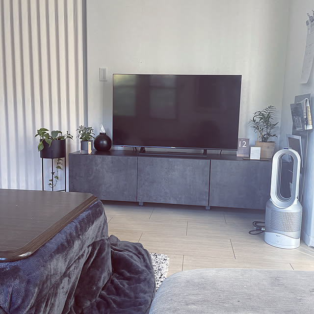 Ikea イケア 通販 Best Aring ベストー テレビ台 扉付き ブラックブラウン カルヴィーケン コンクリート調 180x42x38 Cm 11 のレビュー クチコミとして参考になる投稿8枚 Roomclipショッピング