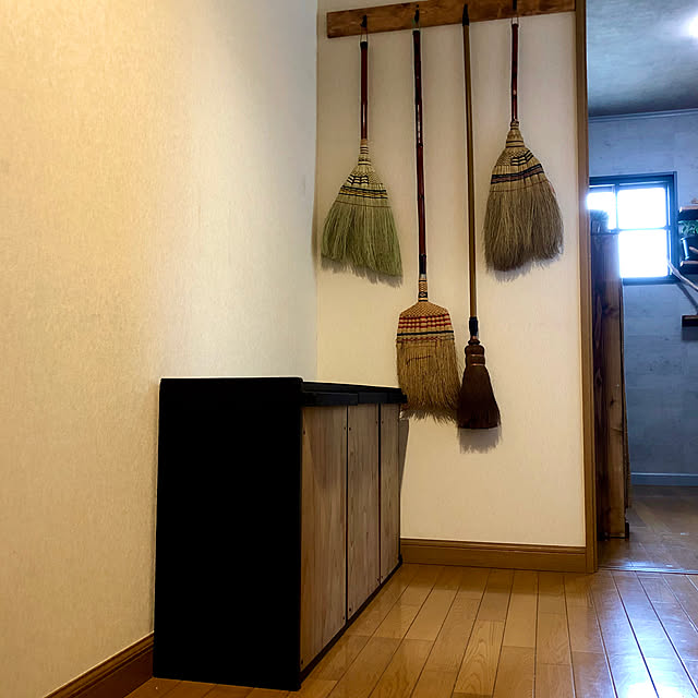 ニッペホームプロダクツ カインズ エクステリアカラーズ 水性塗料 屋外用 オフブラック 2kgのレビュー 口コミとして参考になる投稿13枚 Roomclip ルームクリップ