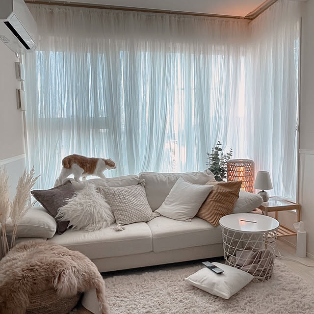 写真付きレビュー Ikea イケア ネットカーテン 長さ250cm 幅280cm 1組 ホワイト 白 Lill リル インテリア ブラインド レースカーテン おしゃれ シンプル 北欧 かわいい クッションの通販商品 口コミ情報 Roomclipショッピング