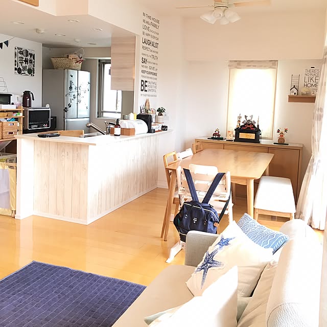 ウォールステッカー おしゃれ文字ステッカー ウォールステッカー ウォールシート 壁シール 壁ステッカー 簡単にはがせる Wall Sticker ウォールステッカー 壁紙 シール 部屋 インテリア 新生活 賃貸 マンション 英語文字 モノクロ アルファベット 模様替えのレビュー