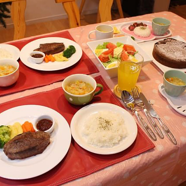 ガトーショコラ ステーキ 結婚記念日 手作りお菓子 記念日の夕食 などのインテリア実例 19 09 29 11 06 32 Roomclip ルームクリップ