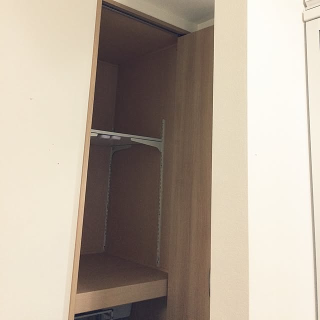 送料無料 オーダー棚板 幅と奥行の2辺合計 1101 1500mmまで 1ミリ単位のオーダー しろいろ ダボ4個セット 部屋片付け 整理 大掃除 増設 棚板 増やす フリーサイズのレビュー クチコミとして参考になる投稿4枚 Roomclip ルームクリップ