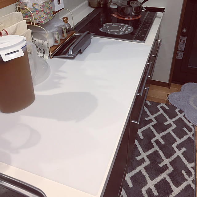 シリコンマット シリコン マット キッチンシート 保護マット 調理台マット 耐熱マット シリコンマット 60 80 キッチン シート キッチンマット キズ防止 台所 キッチン スリップ 送料無料のレビュー クチコミとして参考になる投稿3枚 Roomclip ルームクリップ