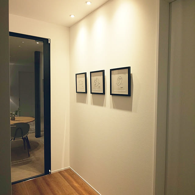 絵画 ピカソ 3個セット Mサイズ 人気商品 3点set 壁掛け インテリア 玄関に飾る 絵 おしゃれ 壁飾り 並べて飾るとオシャレです まとめ買い トイレ 黒フレーム テレワーク おうち時間 ポスター 韓国 引越し祝い ラッピング可能 贈り物 店内装飾 東京アートラボのレビュー