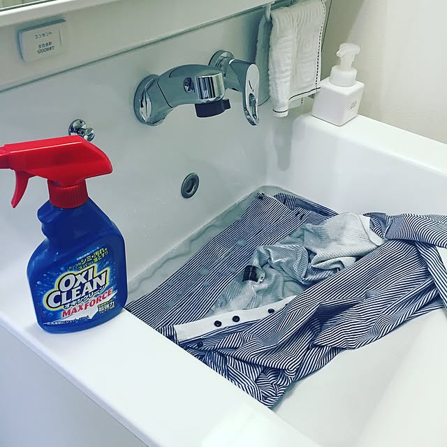 オキシクリーンマックスフォース 液体スプレー 354ml のレビュー クチコミとして参考になる投稿1枚 Roomclip Item
