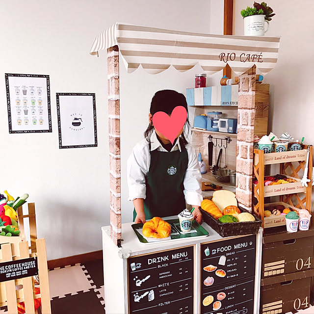 マザーガーデンスクイーズ 食パン おもちゃ やわらかパン 食品サンプル 低反発 やわらかままごとのレビュー クチコミとして参考になる投稿2枚 Roomclip ルームクリップ