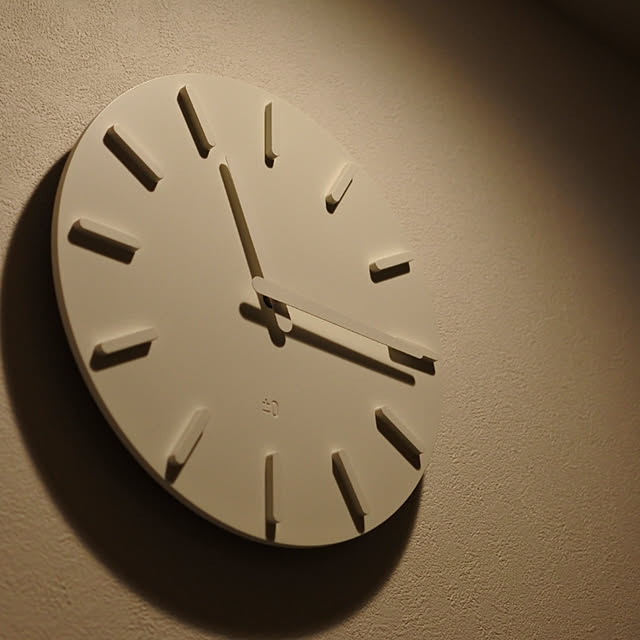 プラマイゼロ 壁掛け時計 0 プラスマイナスゼロ ウォールクロック Zzc X0 壁掛け時計 置き時計 スイープ時計 インテリア グッドデザイン賞のレビュー 口コミとして参考になる投稿56枚 Roomclip ルームクリップ