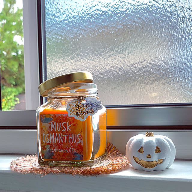 ジョンズブレンド フレグランスジェル ムスクオスマンサス 金木犀 135g ルームフレグランス 芳香剤 玄関 クローゼット いい香り おすすめ ランキング John S Blendのレビュー クチコミとして参考になる投稿3枚