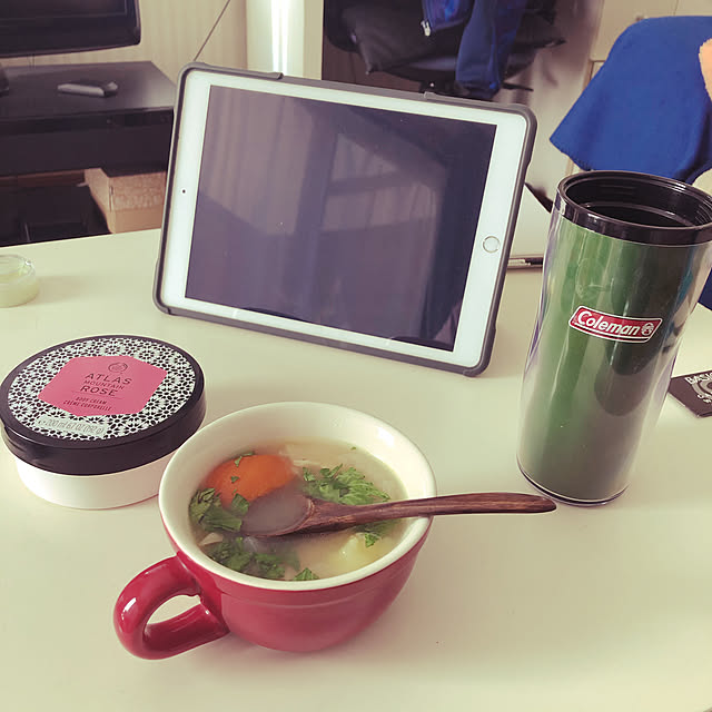 正規品 ボディクリーム アトラスマウンテンローズ ボディクリーム 0ml The Body Shop ザ ボディショップ 保湿 うるおいバラ コスメ ギフト 女性 プレゼント 誕生日 結婚祝い 19 退職 プチギフト いい香り 乾燥 保湿 潤い モイスチュア しっとり 乾燥肌の