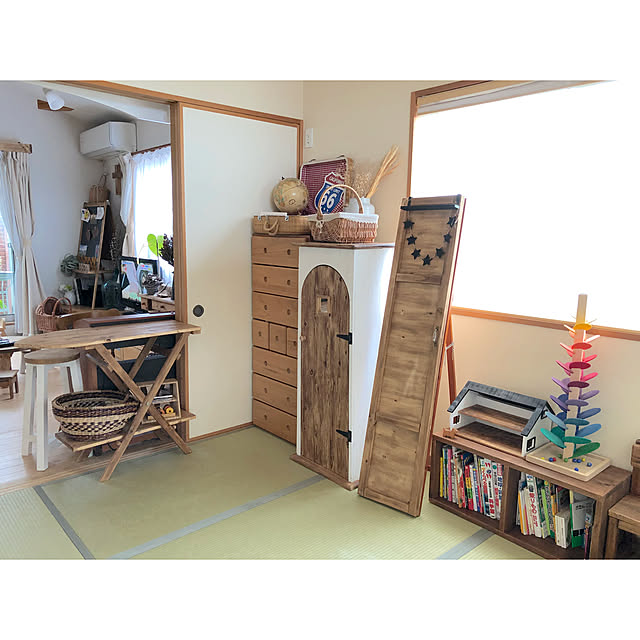 写真付きレビュー チェスト 整理箪笥 ローチェスト ハイチェスト キッズチェスト 日本製 完成品 天然木 桐 木製 7段 おしゃれ 可愛い 北欧 ナチュラル シンプル スリム すき間収納 子ども部屋 大容量収納 衣類収納 洋服整理 格安 おすすめ 人気 リボン2自在チェストの