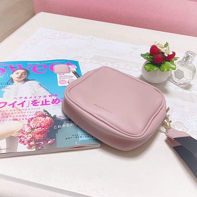 ジルスチュアート オード ホワイトフローラル 50ml Jill Stuart 定形外郵便送料無料のレビュー クチコミとして参考になる投稿4枚