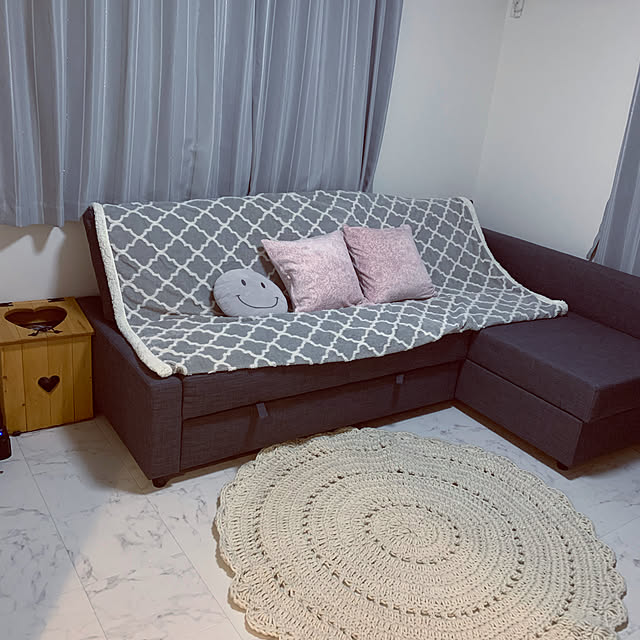 在庫限り ウール 100 のドイリーみたいな可愛い 円形 ニットラグ ラグマット かわいい 円型 丸い ラグ ホットカーペット 床暖対応 床暖房対応 新生活 冬 ラグ オシャレ ニット かぎ編 レース編 ダリア 約140cm円形 ラグリーのレビュー クチコミとして参考になる 在庫限り ウール 100 のドイリーみたいな可愛い 円形 ニットラグ ラグマット かわいい 円型 丸い ラグ ホットカーペット 床暖対応 床暖房対応 新生活 冬 ラグ オシャレ ニット かぎ編 レース編 ダリア 約140cm円形 ラグリーのレビュー クチコミとして参考になる