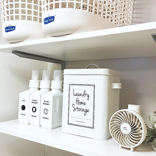 ハンディファン 扇風機 おしゃれ Usb ブルーノ ポータブル ミニファン 手持ち モバイルバッテリー 携帯 電池 充電式 卓上 折り畳み 小型 ミニ ハンディ 充電器 オフィス Brunoのレビュー クチコミとして参考になる投稿2枚 Roomclip ルームクリップ