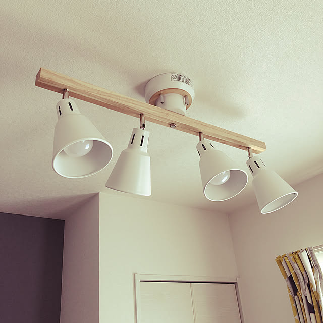 Ventota合同会社 Ventota シーリングライト 4灯 調光 Led リモコン付き 天然木 シーリング スポットライト 6畳 8畳 10畳 12畳 おしゃれ 北欧 リビング 天井 ダイニング 照明 照明器具 和室 寝室 Ocellus Wh Stのレビュー 口コミとして参考になる投稿1枚 Roomclip