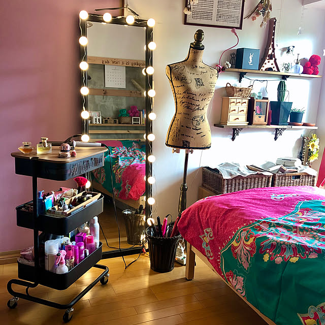 写真付きレビュー トルソー パンツ対応 猫脚 人形 マネキン コーディネイト チェック 9号 11号 レディース 上半身 婦人服 お出かけ 衣裳合わせ ディスプレイ ハンガー 収納 おしゃれ シャビー アンティーク 木製 ゴールド 猫足 スタンド 北欧 Ui S1の通販商品 口コミ情報