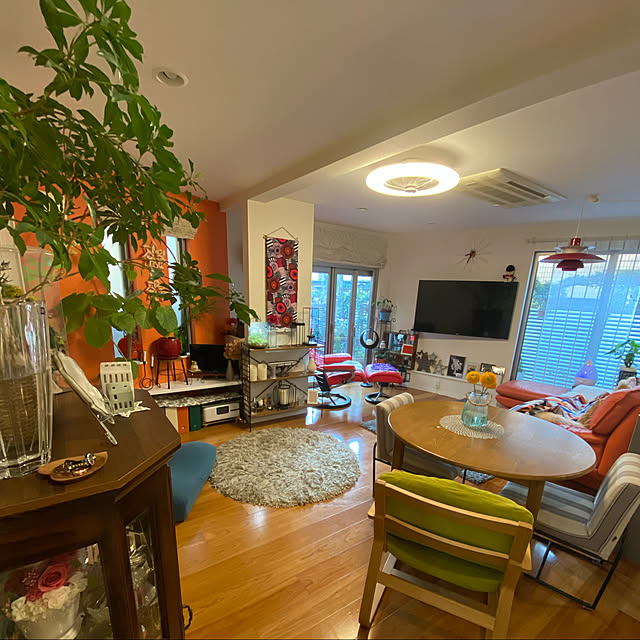 シャギーラグ 円形 ラグマット 白 ふわふわ グレー おしゃれ 北欧