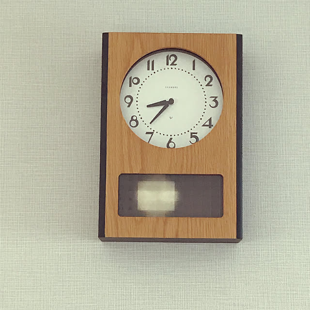 インターゼロ Chambre シャンブル Pendulum Clock ペンデュラム クロック 壁掛け時計 振り子時計 ウォルナット かわいい おしゃれ W225xh328xd70mm 1300g 秒針なし 日本製 Ch 051wn あす楽 土日祝対象外 のレビュー クチコミとして参考になる投稿1枚 Roomclip