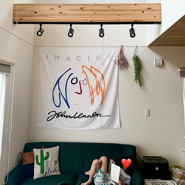 Dcyzbzt タペストリー ジョン レノン ウォールフラッグ カーテン スクリーン ウォールデコレーション ポスター 壁掛け 壁飾り 撮影背景布 壁掛け布 壁掛ベッド 装飾アート 新居祝い 引っ越し キズルーム 装飾用品 モダンなアートのレビュー 口コミとして参考になる投稿