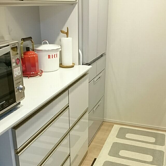 写真付きレビュー ワイ ヨット 8 Offクーポンあり キッチンペーパー 収納 キッチンペーパーホルダー チャバツリー Chabatree クッチーナ キッチンペーパーホルダー 北欧 キッチンペーパー スタンド 木製 ナチュラル キッチン 収納 おしゃれ かわいい ギフト