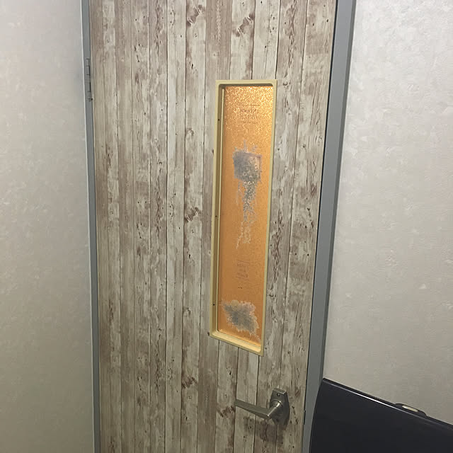 写真付きレビュー 壁紙シール はがせる おしゃれ 壁紙 厚手 リメイク リフォーム カッティング シート ウォール ステッカー 木目調 長さ10m 壁紙 白グレー 楓 木目 の通販商品 口コミ情報 Roomclipショッピング