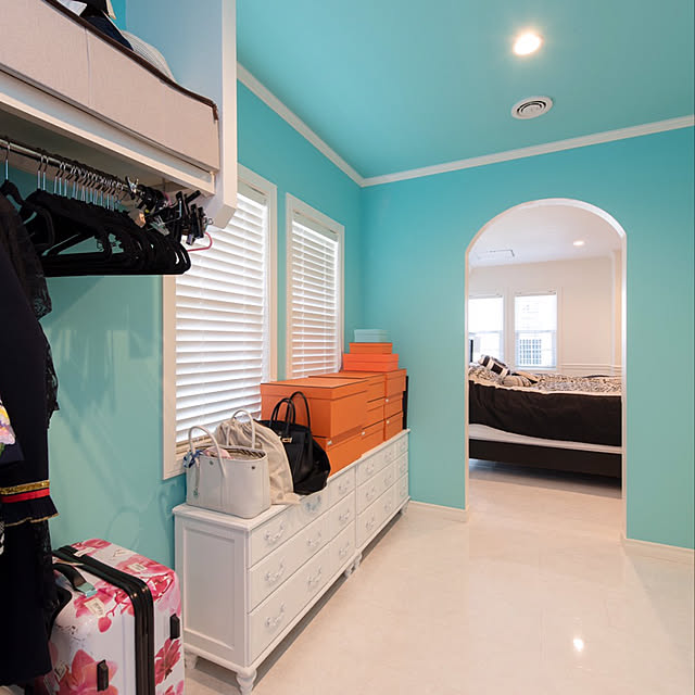 写真付きレビュー 送料無料 チェスト 3段 幅 奥行35 高さ60cm 白家具 ホワイト 白 ローチェスト 桐 箪笥 タンス 洋服ダンス 衣類収納 木製 天然木 アンティーク レトロ シンプル 引き出し 姫系 おしゃれ フレンチ カントリー かわいい Mbc 5774whの通販商品 口コミ情報