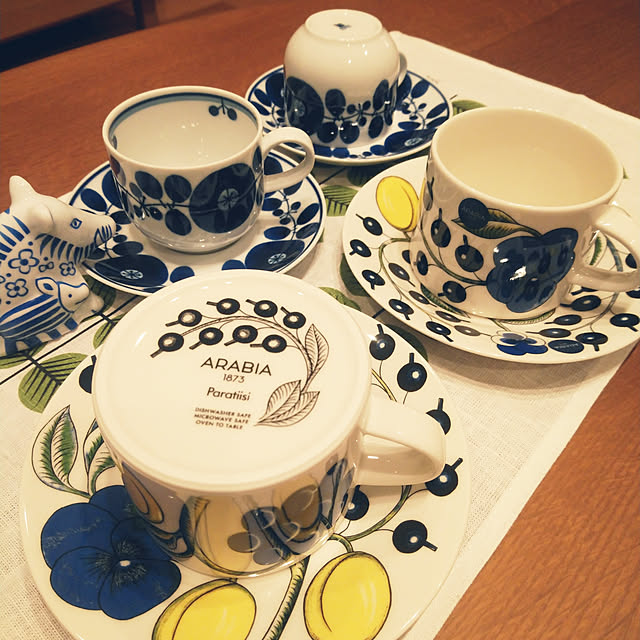 写真付きレビュー 限定クーポン発行中 アラビア イエロー パラティッシ カップ ソーサー セット 280ml Arabia Paratiisi Cup Saucer Set Blue 青 フラワー 花柄 イラスト 陶磁器 コーヒーカップ 人気 ブランド 誕生日プレゼント 結婚祝い ギフト おしゃれ
