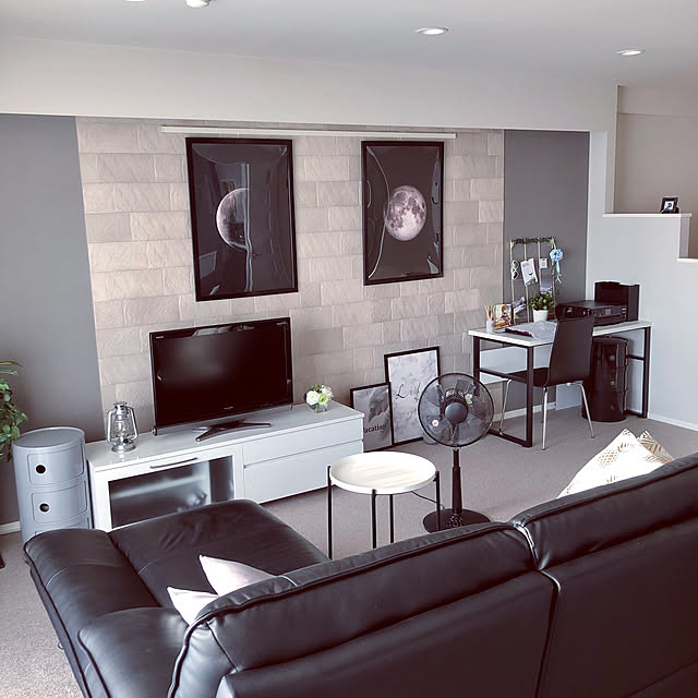 写真付きレビュー ポスター 北欧 おしゃれ インテリア A1 B1 アート アートパネル Moon Phases Set Of 3 Black 満月 月 モノトーン 満ち欠け 三日月 半月 モダン シンプルの通販商品 口コミ情報 Roomclipショッピング