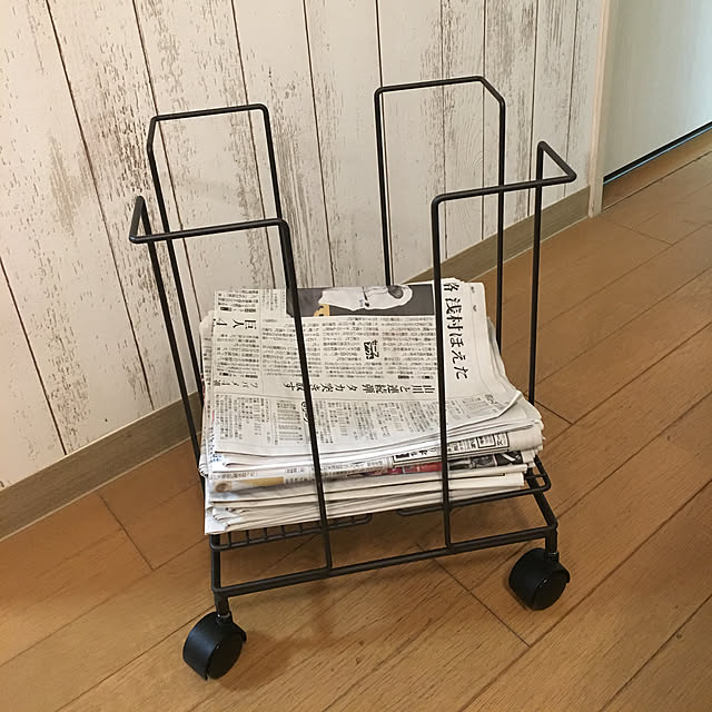 写真付きレビュー】新聞 ストッカー キャスター 丈夫なスチール製新聞ストッカー 雑誌ラック 雑誌ストッカー 新聞紙ラック マガジンラック マガジンストッカー 本 収納 かご バスケット 日本製 国産 燕三条 新聞紙ストッカー | 新聞紙 おしゃれ ラック キャスター付きの ... 写真付きレビュー】新聞 ストッカー キャスター 丈夫なスチール製新聞ストッカー 雑誌ラック 雑誌ストッカー 新聞紙ラック マガジンラック マガジンストッカー 本 収納 かご バスケット 日本製 国産 燕三条 新聞紙ストッカー | 新聞紙 おしゃれ ラック キャスター付きの ...