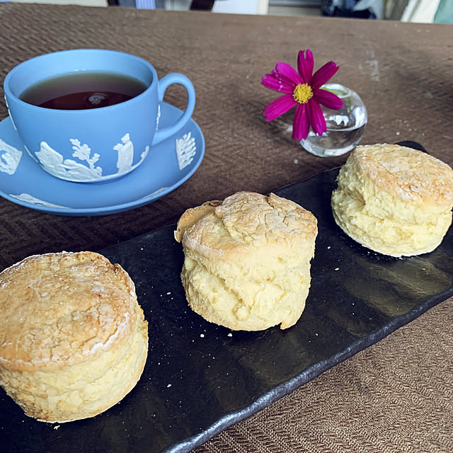お茶の時間のイギリス菓子 伝統の味 地方の味 伝統の味 地方の味 砂古玉緒 のレビュー クチコミとして参考になる投稿5枚
