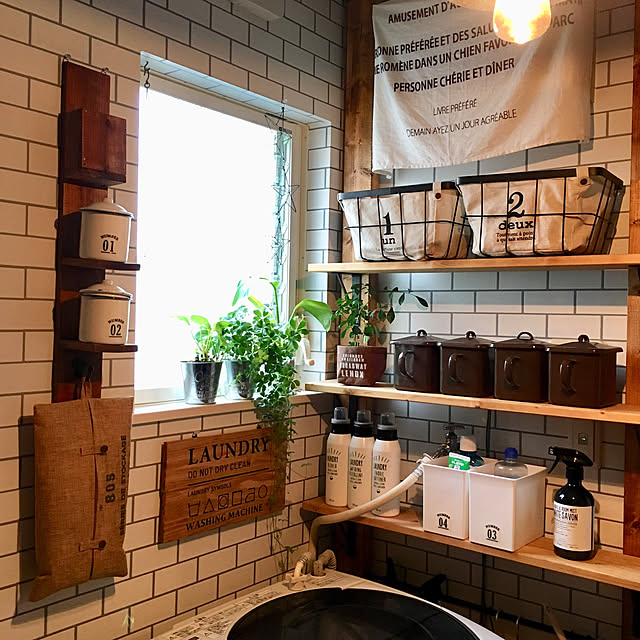 写真付きレビュー 壁紙 レンガ のり付き ナチュラルレンガの国産壁紙 全12柄から選べる 1m単位 切り売り 生のりつき 届いてすぐ貼れる クロス 貼り替え リフォーム 石目調 カフェ風 カジュアルの通販商品 口コミ情報 Roomclipショッピング