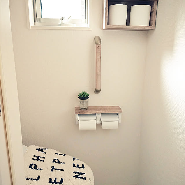 お得なクーポン発行中 トイレマット セット2点 Saltoru ソルトル 巾60cm おしゃれ 北欧 グレー ホワイト フタカバーのレビュー クチコミとして参考になる投稿4枚 Roomclip ルームクリップ