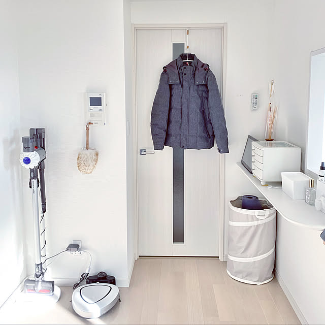 ドアハンガー タワー Tower ドアフック 収納 ドア フック ハンガー 二段 スリム 鞄 かばん 帽子 バッグ ハンガーフック ドア用 ホワイト ブラック おしゃれ のレビュー クチコミとして参考になる投稿5枚