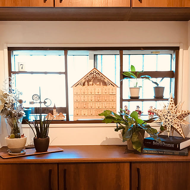 バランスチューブ シングルベース Covent Garden コベントガーデン スチール ガラス フラワーベース 花瓶 木 花 フラワー Ki 92のレビュー クチコミとして参考になる投稿10枚