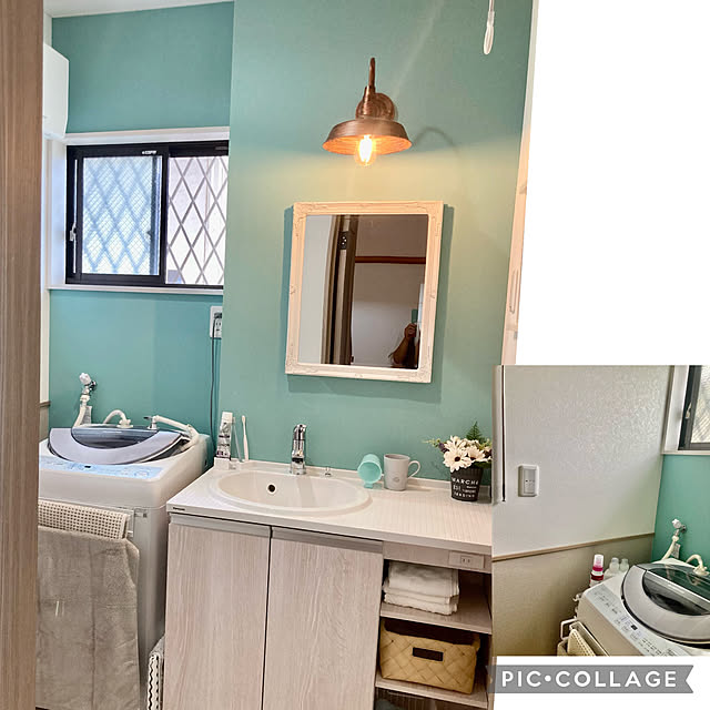 写真付きレビュー Gladfresit ブラケットライト レトロ ウォールランプ 工業北欧風 プレートカバー ウォールライト アンティーク調 壁掛け照明器具 おしゃれ 玄関ライト ダイニング リビング 居間 カフェ 寝室 ブロンズ 無 電球 の通販商品 口コミ情報 Roomclip