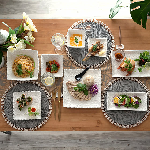 写真付きレビュー アールケイプラニング ディナーフォーク マット ゴールド つや消し ヴェリーノ Velino 結婚祝い 食洗機対応 フォーク カトラリー 金 ステンレス シリーズ キッチン プレゼント ゴールドカトラリー テーブルセッティング テーブルコーディネート