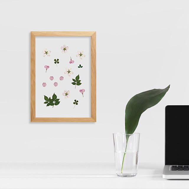 額縁 A3 フレーム Moebe ムーベ 透明 縦横両用 壁掛け サイズ 44 32cm アクリル板 壁掛け 北欧 おしゃれ ポスター オーク アルミ カラー ポスターフレーム デンマーク インテリア アンティーク 写真立て シンプル ブランド 吊るす 透過 ポスターフレーム モダンのレビュー