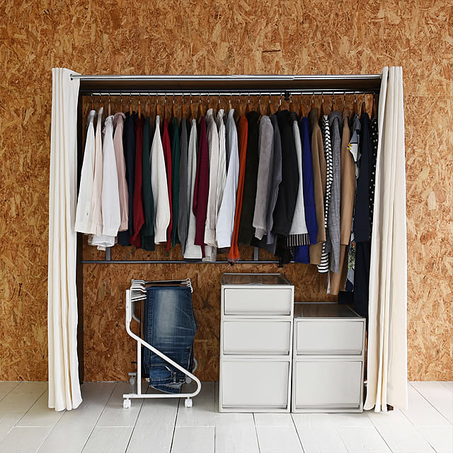 写真付きレビュー スラックスハンガー 10本掛け スイング式 キャスター付き 幅45 5 奥行43 5 高さ66 5cm 押入れ クローゼット 押入れ 収納 クローゼット収納 ボトムスハンガー パンツハンガー ズボンハンガー おしゃれ 山善 Yamazen 送料無料 の通販商品 口コミ情報