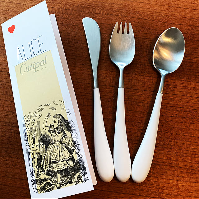 今だけクーポン配布中 クチポール アリス セット 3本セット ホワイト シルバー Cutipol Alice Set White Silver ステンレス キッチン雑貨 テーブル おしゃれ 用品 食器 食卓 子供 キッズ お子様 フォーク スプーン ナイフ 出産祝い 入学祝い 誕生日 プレゼント ギフトの