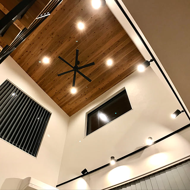 軽量 Dcモーター大風量 吹き抜け 傾斜天井 簡易取付 オーデリック シーリングファン Olc 185 のレビュー クチコミとして参考になる投稿33枚 Roomclip ルームクリップ