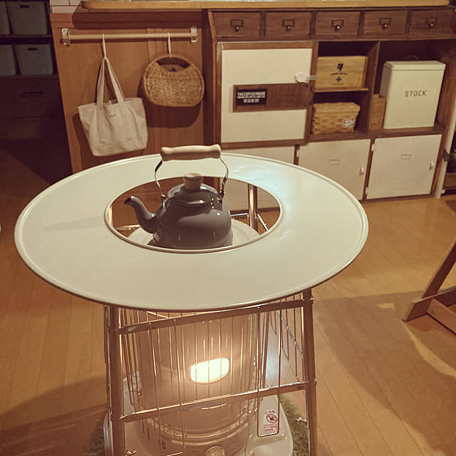 ストーブガード 丸型 デラックスタイプ 高津製作所 ヒーターガード 小型 柵 台 対流式 対流型 ストーブ用 石油ストーブ 用 アクセサリー トヨトミ コロナ アラジン ストーブ などに おしゃれ おすすめ Cb99 のレビュー クチコミとして参考になる投稿13枚