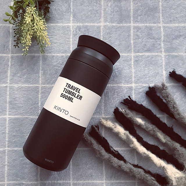タンブラー Kinto キントー トラベルタンブラー 500ml マイボトル 蓋付き 直飲み 水筒 マイボトル マイ水筒 ボトル 保冷 保温 コーヒー 珈琲 スリム オフィス 自転車 ドリンクホルダー おしゃれ かわいい 北欧 プレゼント 可愛い 春 運動会 誕生日 プチギフト 結婚祝い