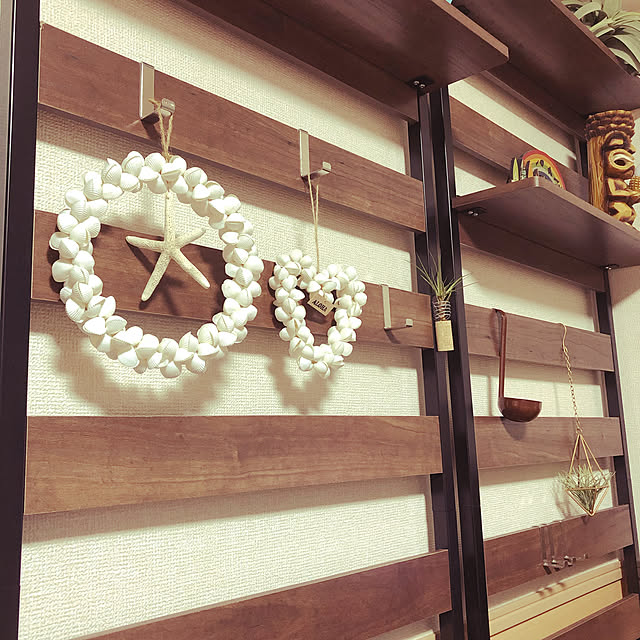 突っ張り棚 おしゃれ キッチン スリム つっぱり棚 突っ張り棒 壁面収納 ウォールシェルフ ウッドウォールラック 棚付き Wlr T66 ウッドウォールラック ラック おしゃれ 縦 木製 送料無料 壁 収納家具 キッチン収納 アイリスオーヤマ 新生活のレビュー クチコミとして参考