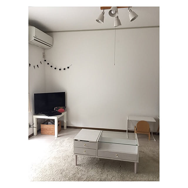写真付きレビュー】IKEA イケア ローテーブル LACK サイドテーブル ハイグロス ホワイト 通販 103.700.10の通販商品口コミ情報 | RoomClipショッピング 写真付きレビュー】IKEA イケア ローテーブル LACK サイドテーブル ハイグロス ホワイト 通販 103.700.10の通販商品口コミ情報 | RoomClipショッピング