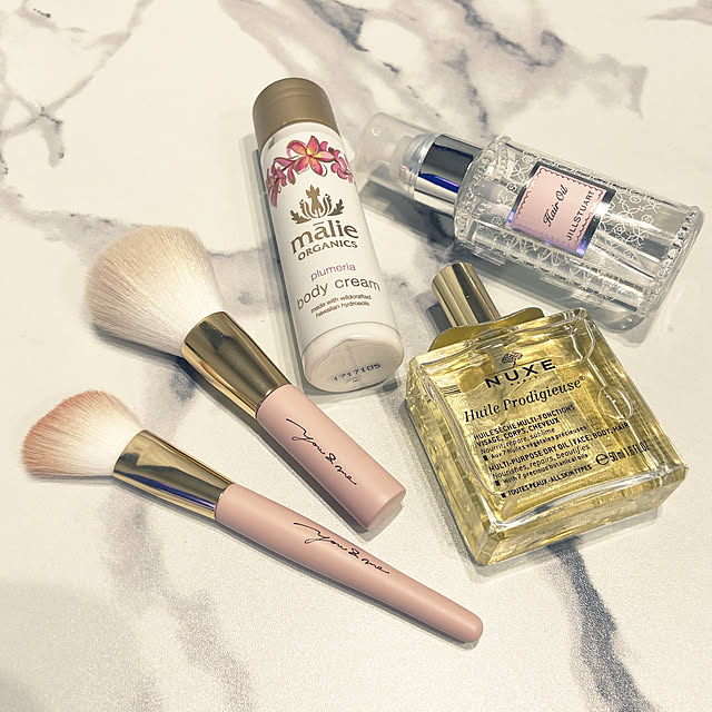 マリエオーガニクス ボディクリーム プルメリア 74ml Malie Organicsのレビュー クチコミとして参考になる投稿1枚 Roomclip ルームクリップ マリエオーガニクス ボディクリーム プルメリア 74ml Malie Organicsのレビュー クチコミとして参考になる投稿1枚 Roomclip ルームクリップ