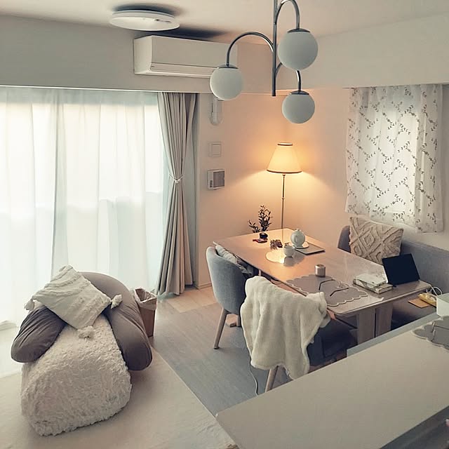 「白と光を味方に、すっきり暮らす。奥行きと温もりを感じるホワイトインテリア」 by wisteriaさん