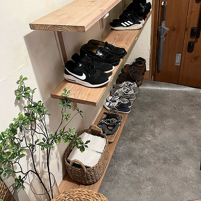 大事な靴を快適に収納。お家に合ったシューズボックスのDIY実例